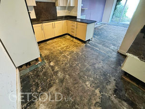 Photo 12- click for photo gallery